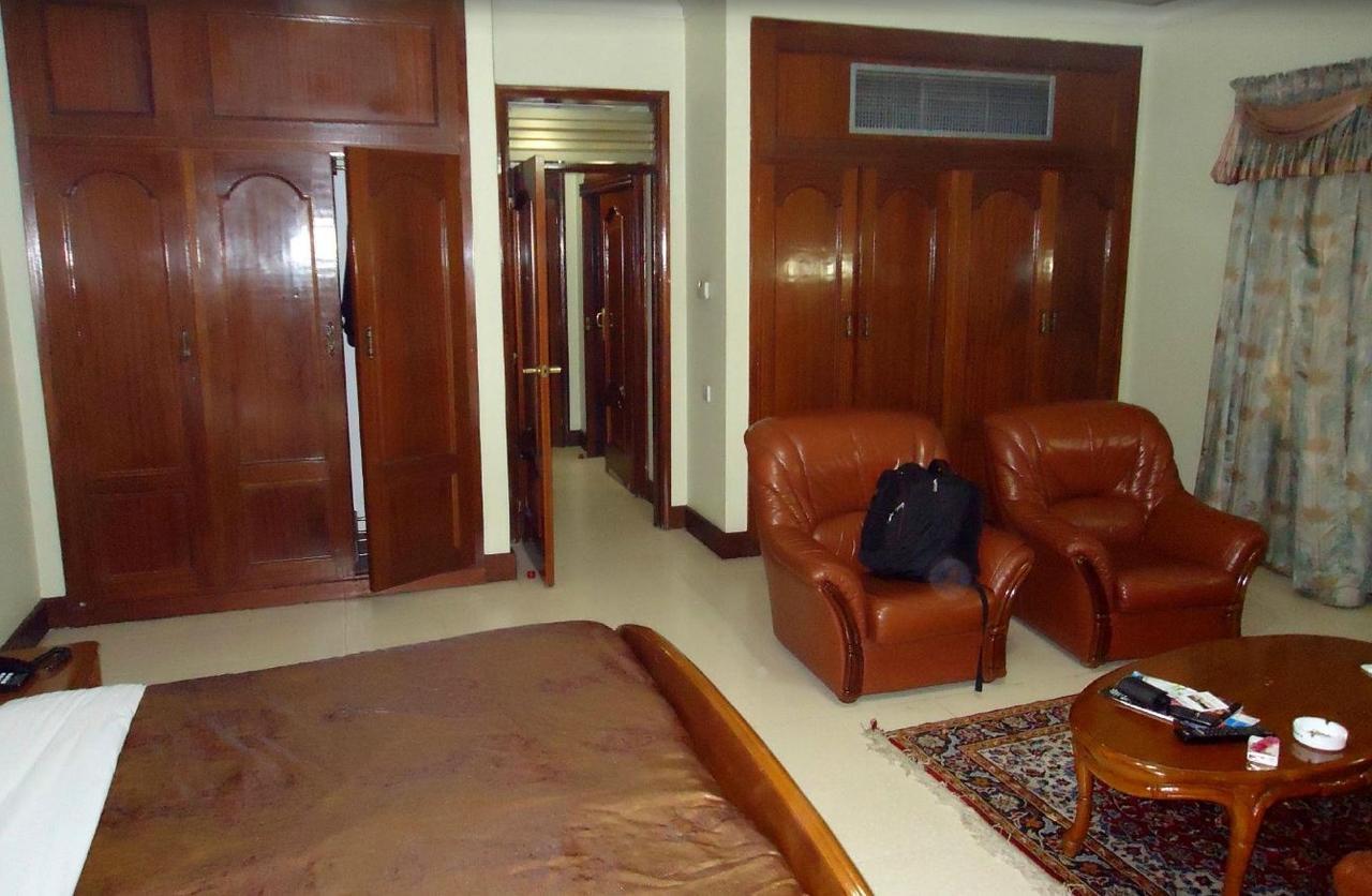 Grand Imperial Hotel Kampala Kültér fotó