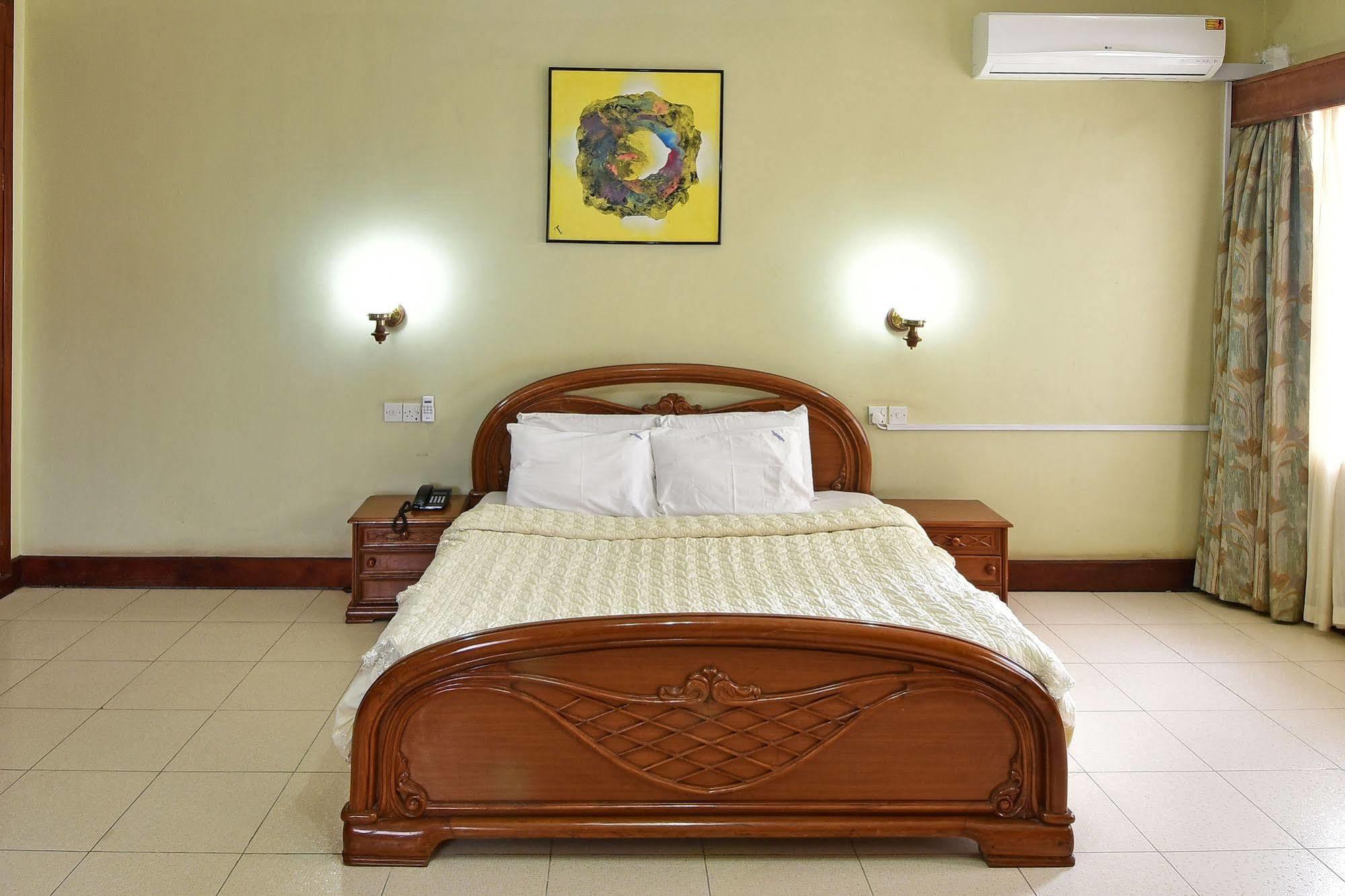 Grand Imperial Hotel Kampala Kültér fotó