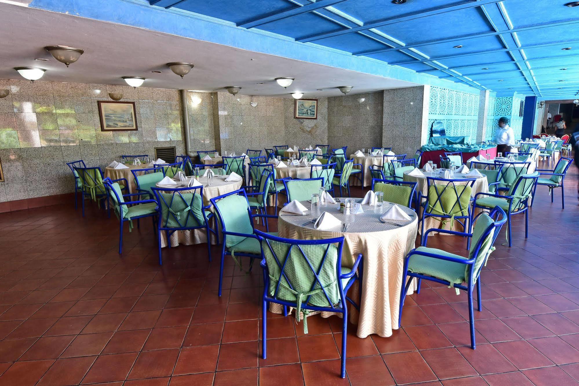 Grand Imperial Hotel Kampala Kültér fotó